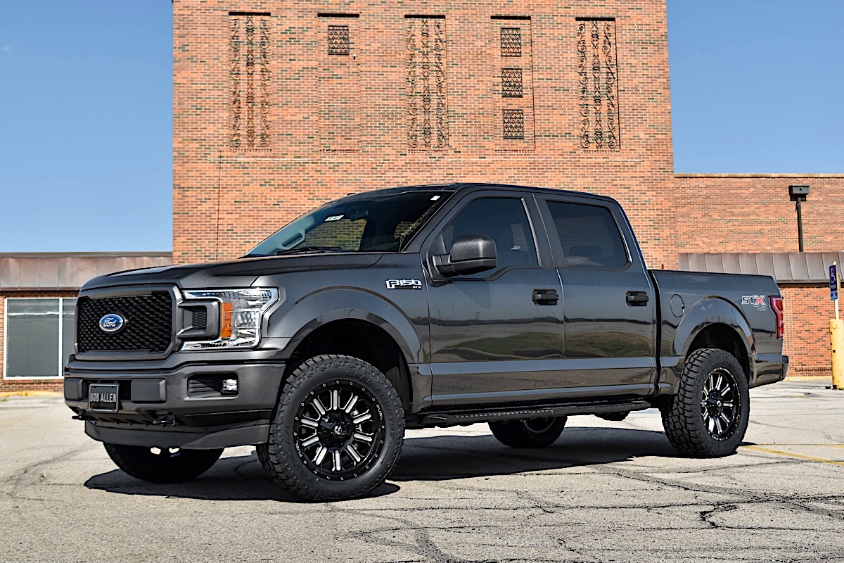 Ford F-150 with Fuel 1-Piece Wheels Hardline - D620